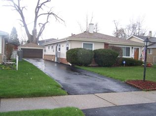 1300 Arthur St, Calumet City, IL
