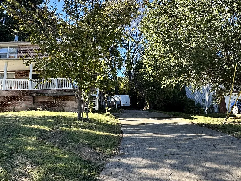 329 Cedarcreek Dr #A — Photo 2