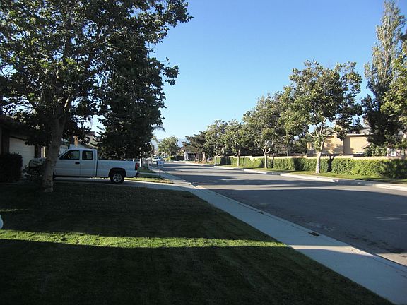 2nd image of 6860 Acacia Ave
