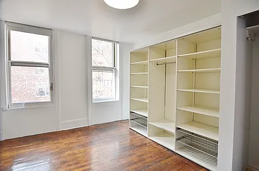 Rented by Park Property Advisors