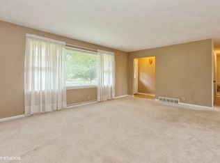 3980 Laukus Ln, Saint Joseph, MI 49085