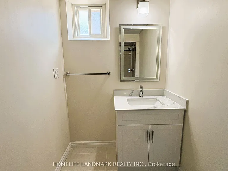 171 Greenfield Ave #BASEMENT — Photo 15