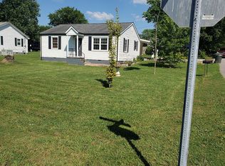 322 Crescent Dr, Springfield, TN 37172