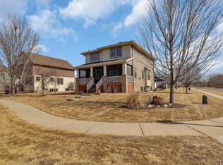 1000 Celebration Cir, Sartell, MN 56377