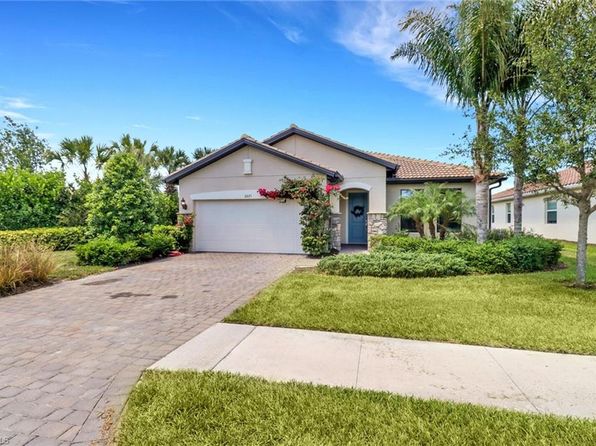 2071 Parson St, Naples, FL 34120
