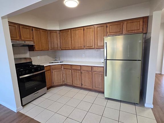 2nd image of 6678 69th St #3