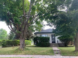 745 Downie St #1A, Peterborough, ON K9H 4L2