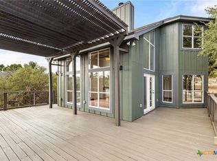 1815 Lakeside Dr W, Canyon Lake, TX 78133