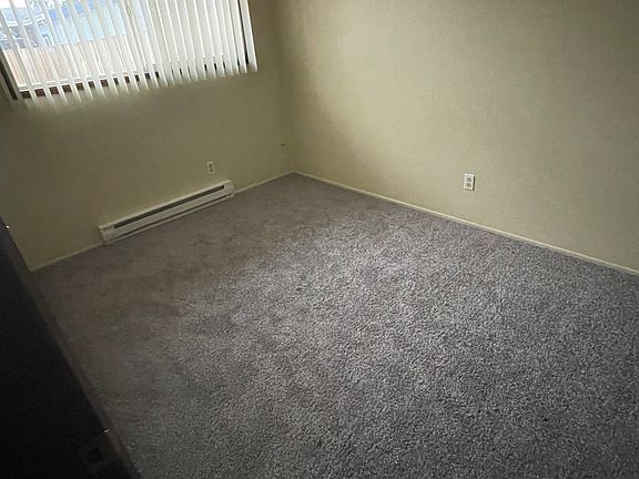 5th image of 301 NW Cary St #301