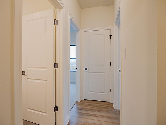 4th image of 3004 Forestside Ln