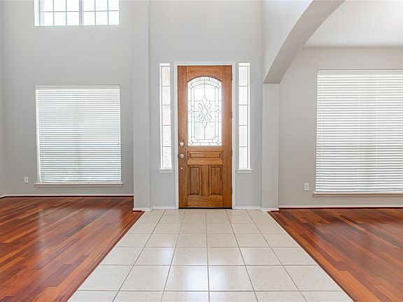 3rd image of 3601 Abelia Dr