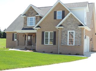 1076 Rio Ln, Forest, VA 24551