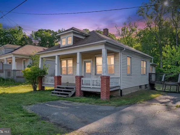 268 Cambridge St, Fredericksburg, VA 22405