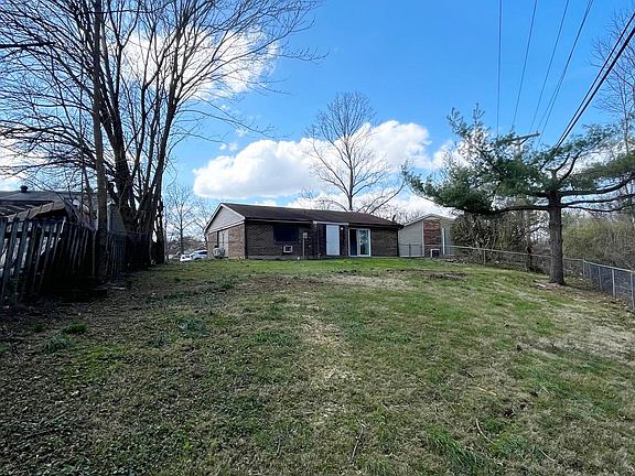 3rd image of 3324 Smoky Mountain Dr