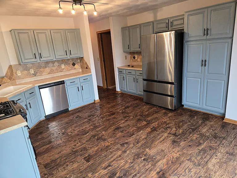535 Westfield Dr — Photo 11