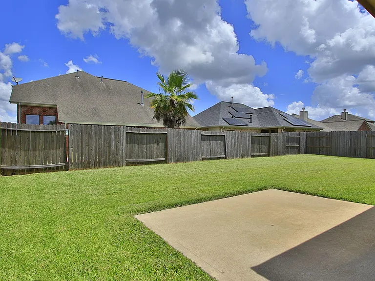 271 Westwood Dr — Photo 39