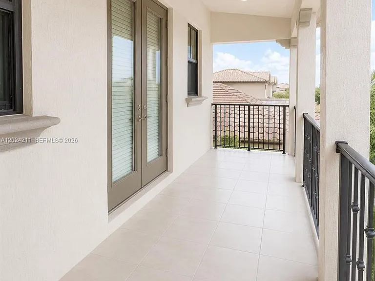 8939 Grand Prix Ln — Photo 7