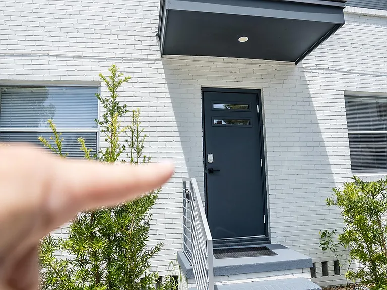 2160 Riverside Ave #5 — Photo 22