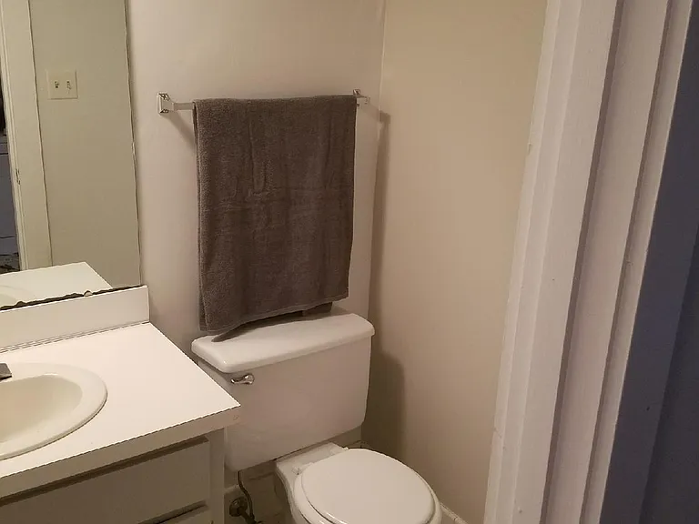 Half bath (Powder room)