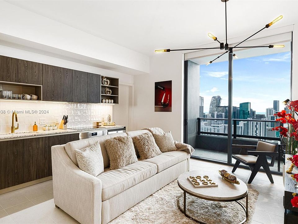 1st image of 601 NE 1st Ave #4805
