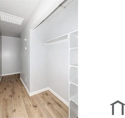 526 Stratford Ct — Photo 15