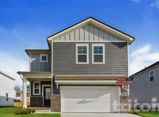 247 W Millbrook Dr, Spring Hill, TN 37174