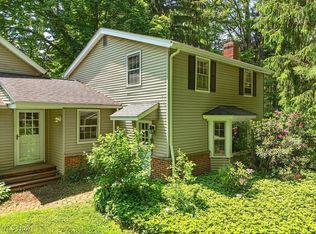 37845 Miles Rd, Moreland Hills, OH 44022