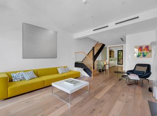 440 W 20th St #2, New York, NY 10011