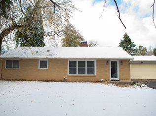 6016 Charles St, Rockford, IL 61108