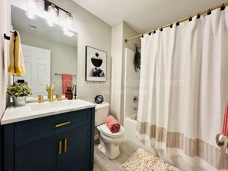 2106 Duncan Ave #104 — Photo 15