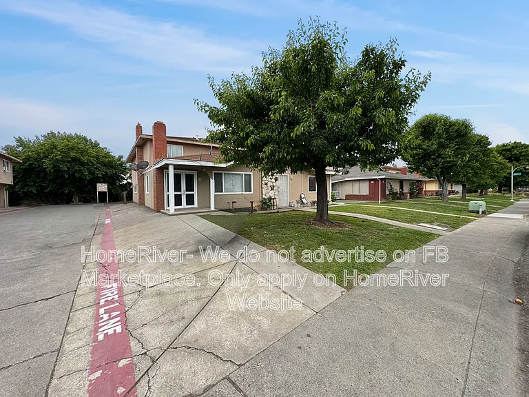 10 Nedra Ct #4 — Photo 15