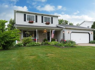 6718 Robison Ln, Saline, MI 48176