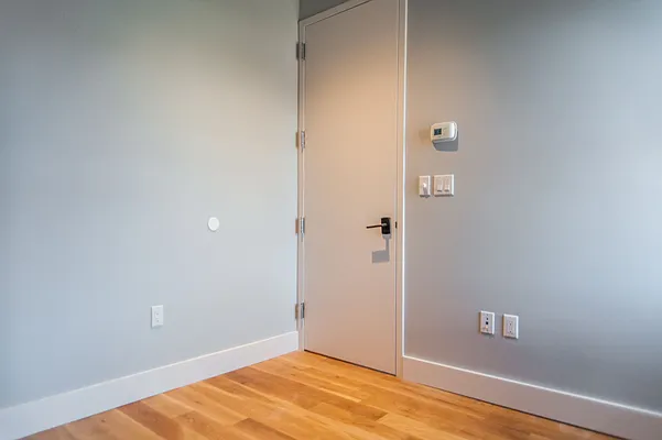 Rented by Nooklyn NYC LLC | media 80