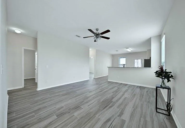 2619 Skyview Silver Dr — Photo 5