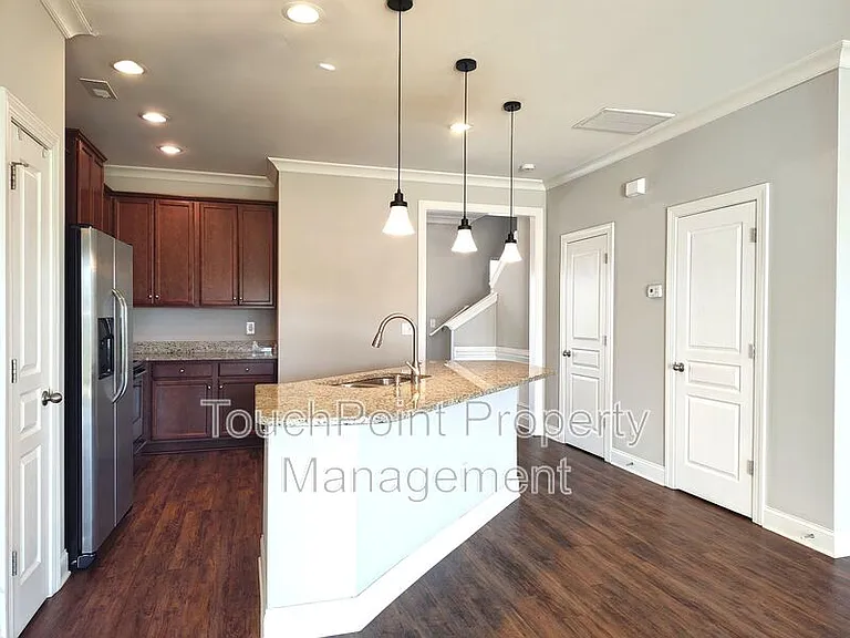 321 Halton Crossing Dr SW — Photo 5