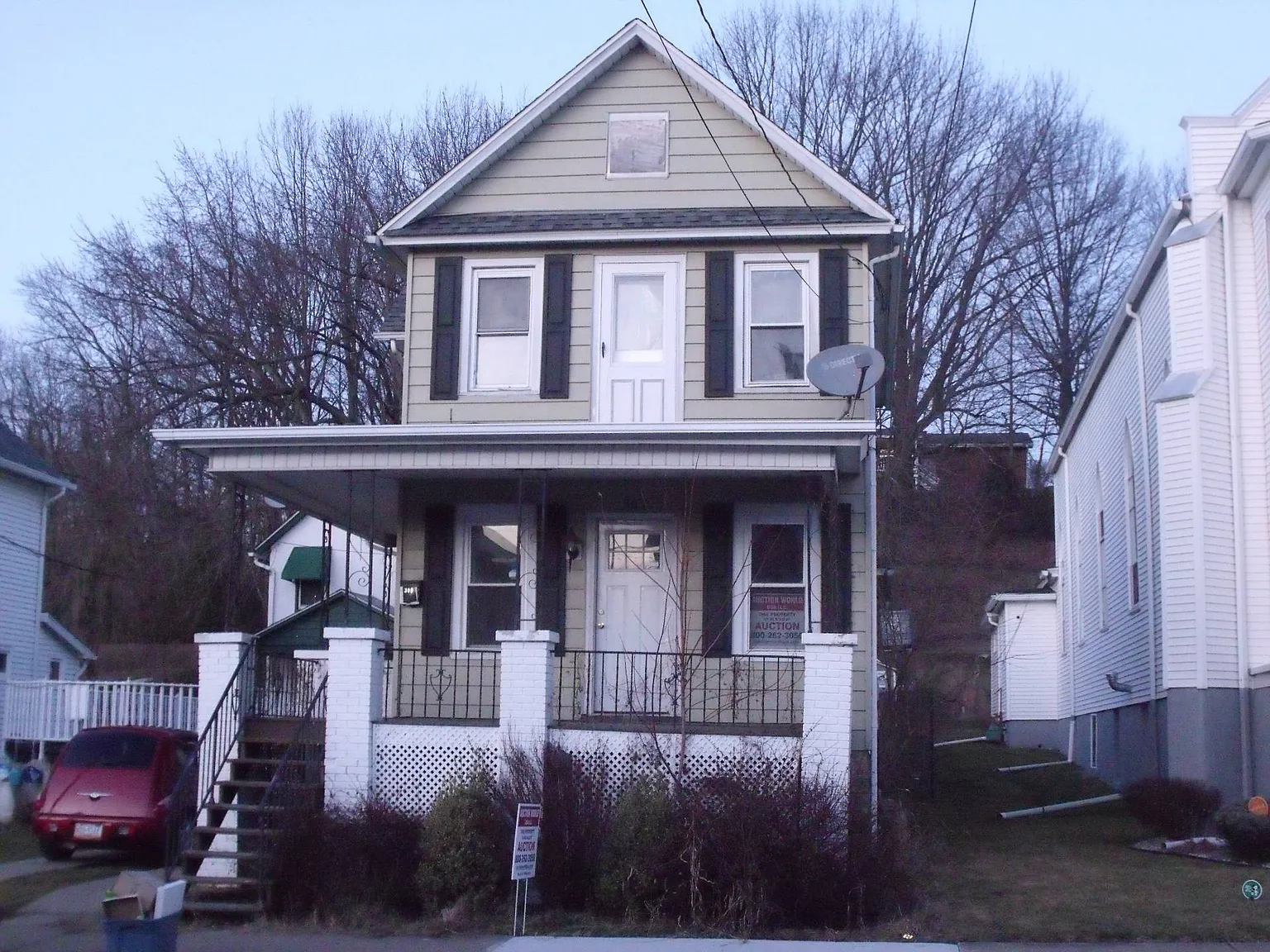 309 Vine St photo 1