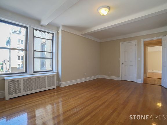 5th image of 900 W End Ave APT 9G