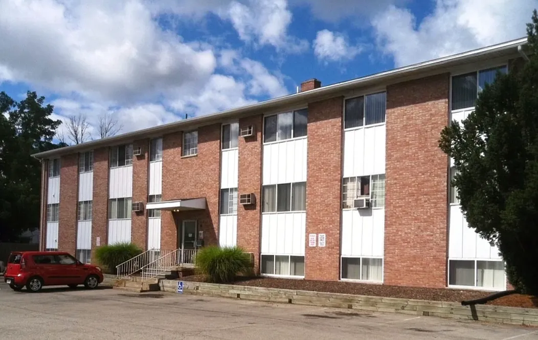 Capital Landings Apartments — Photo 1