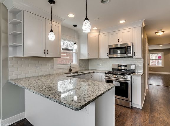 2nd image of 297 Madison Ave