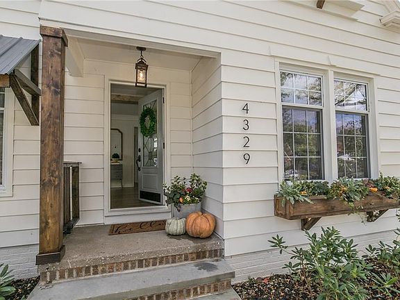 3rd image of 4329 Chanticleer Dr