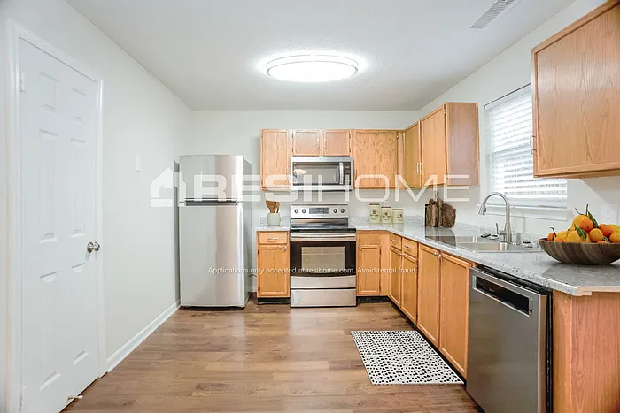 4366 Fullwood Ct — Photo 4