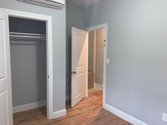 5th image of 351 Mulberry St #1