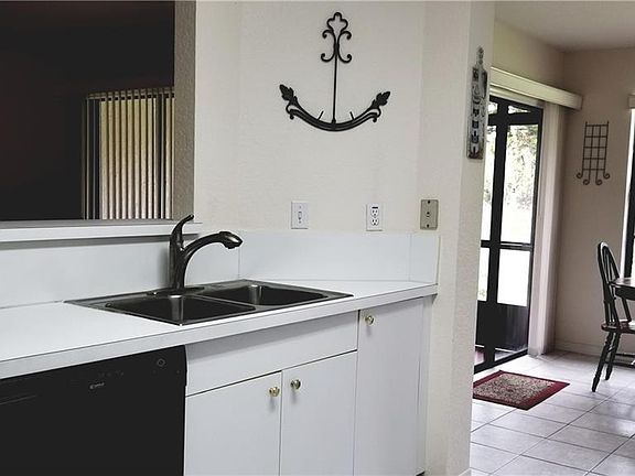 4th image of 4187 Brentwood Park Cir