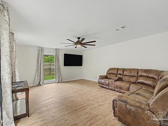 5th image of 10219 Edendale Ln