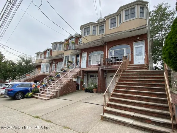 44 Wiman Pl, Staten Island, NY 10305