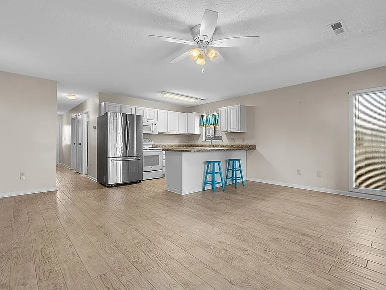1850 Colony Dr #2S — Photo 25