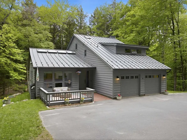 19 Hummingbird Hill, Grantham, NH 03753
