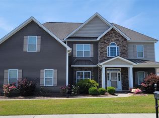 2100 Birch Hollow Dr, Greenville, NC 28590