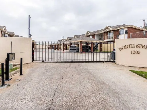 1205 International Blvd APT 12, Laredo, TX 78045