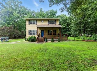 3920 Cedar Bush Rd, Hayes, VA 23072